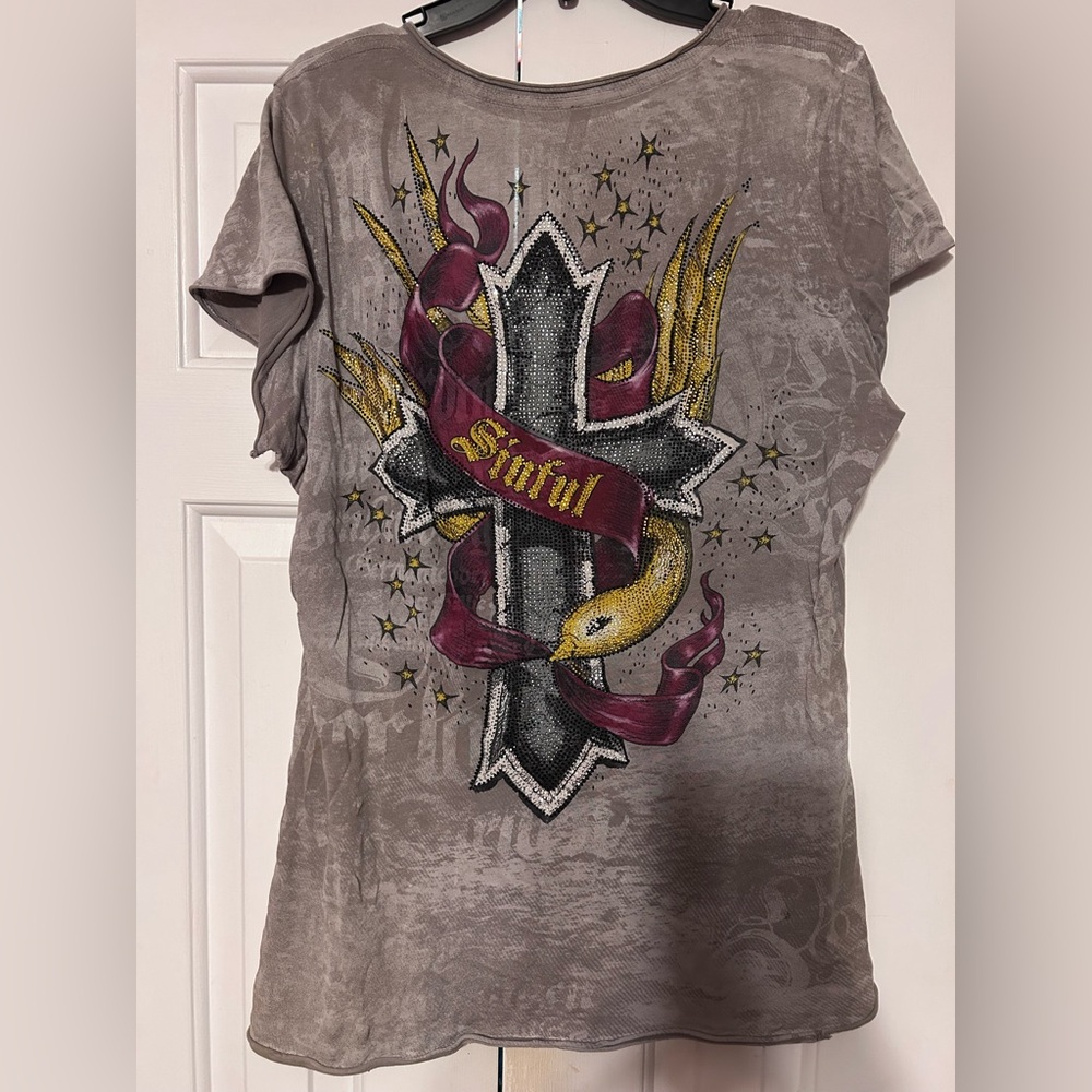 NWOT Sinful Y2K  rhinestone distressed short sleeve TShirt